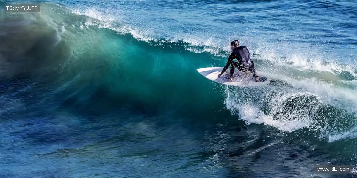 个性定制,独一无二!🎨👟 用你的故事,打造专属运动装备!