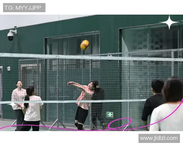 西安排球队的团队协作探讨与排球竞技精神的深度融合